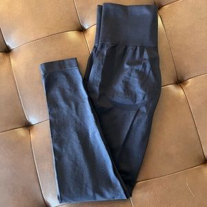 Black high waisted leggings